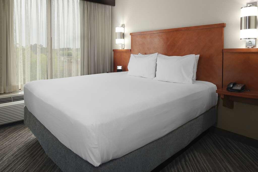 Hyatt Place Містик Номер фото