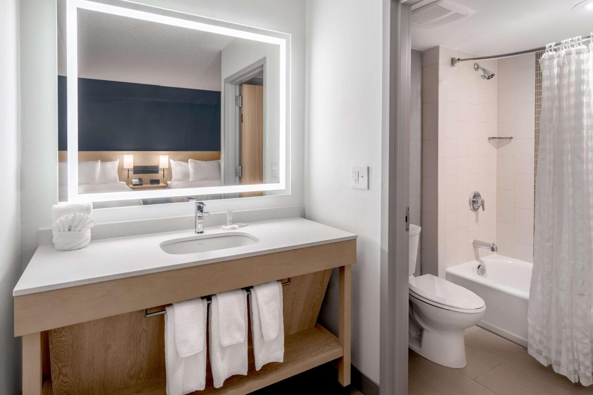 Hyatt Place Містик Екстер'єр фото