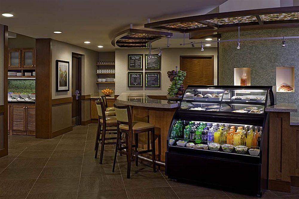 Hyatt Place Містик Ресторан фото
