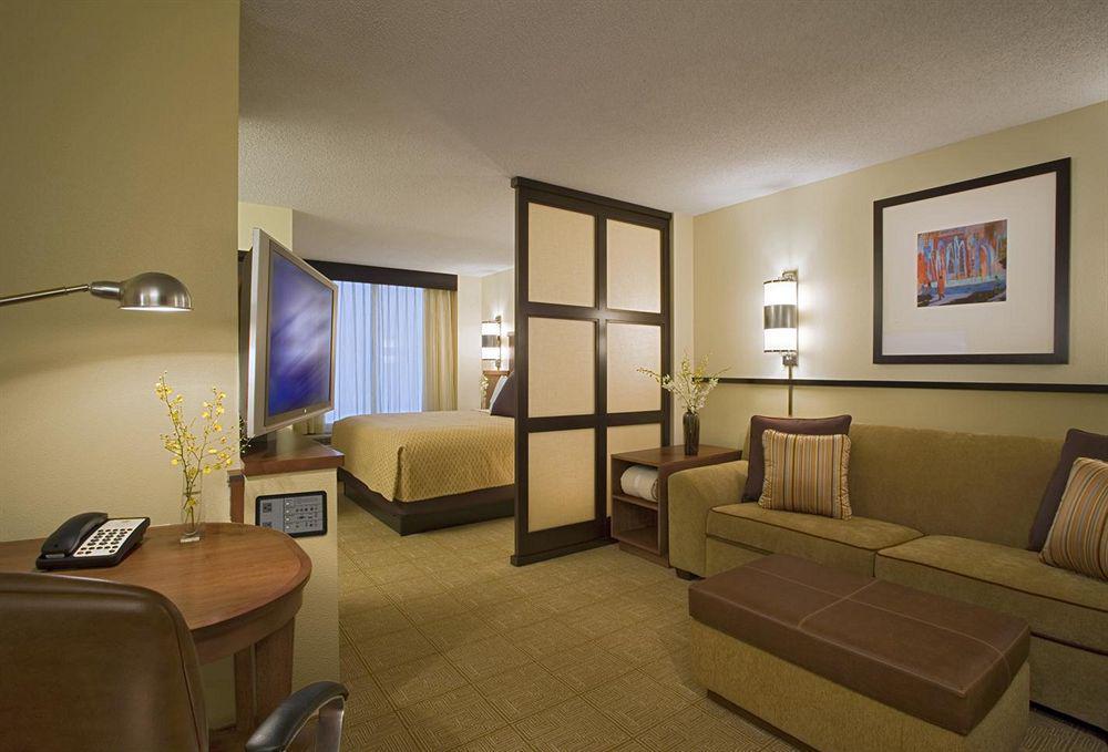 Hyatt Place Містик Номер фото