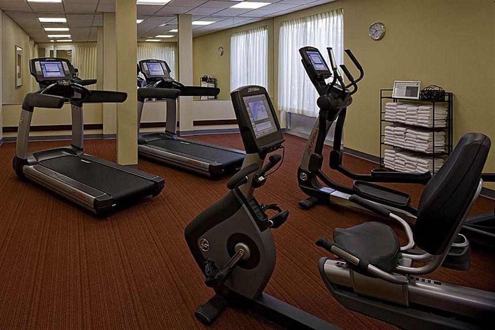 Hyatt Place Містик Зручності фото